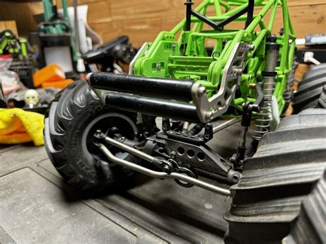 axial smt10 grave digger upgrades